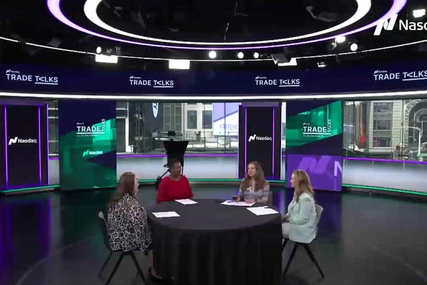 How Technology Is Reshaping Investing by Making Markets and Financial Literacy More Accessible